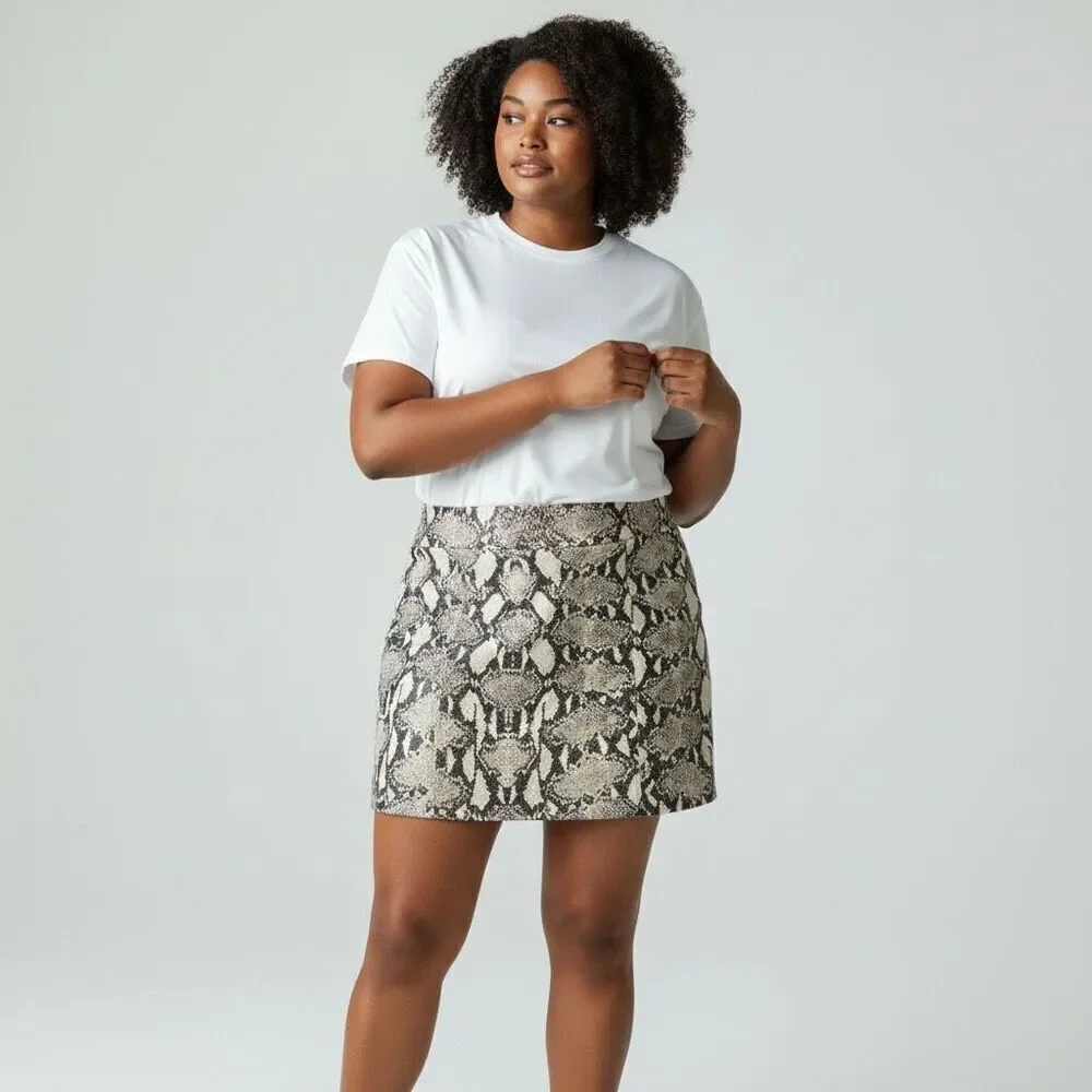 Chicos Liquid Snake Print  Women's Size 3 / XL Stretch Lined Edgy Career Skirt